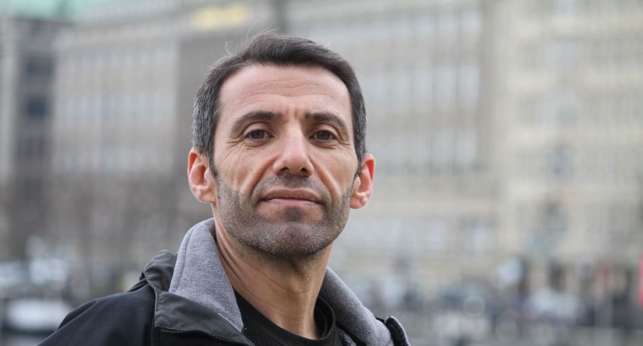 Portrait-Foto von Ali