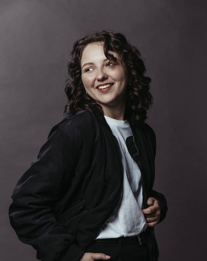 Portrait-Foto von Tori.